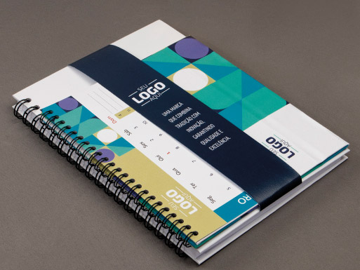 Kits personalizáveis com shrink, cadeno médio, calendário e colorband Kits personalizáveis com shrink, cadeno médio, calendário e colorband